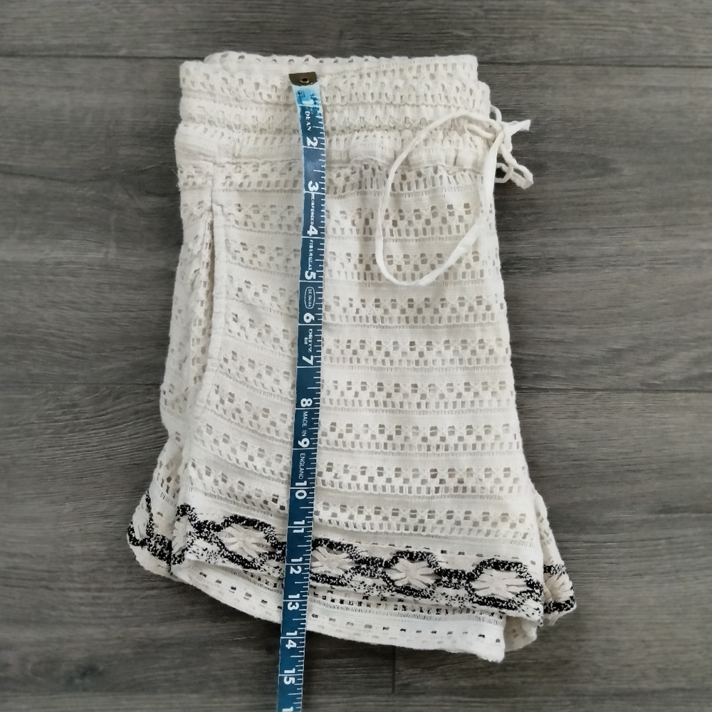 Zara Ivory White Lace Crochet Shorts W/ Pockets Size XS Elastic Waist Lined - Picture 13 of 15